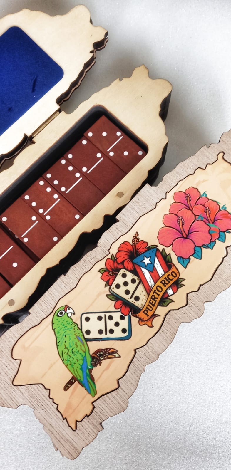 Caja de Dominó — Paisaje Tropical